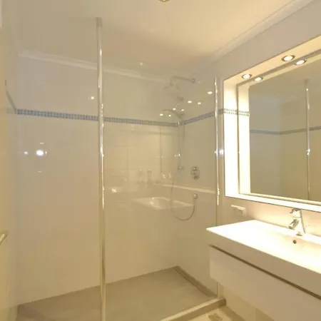 Haus-am-meer-109-wb *